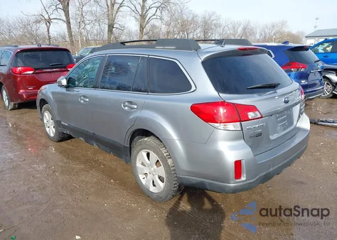 2011 Subaru Outback 3.6R Limited z USA, uszkodzony, nr VIN 4S4BRDLC9B2414442